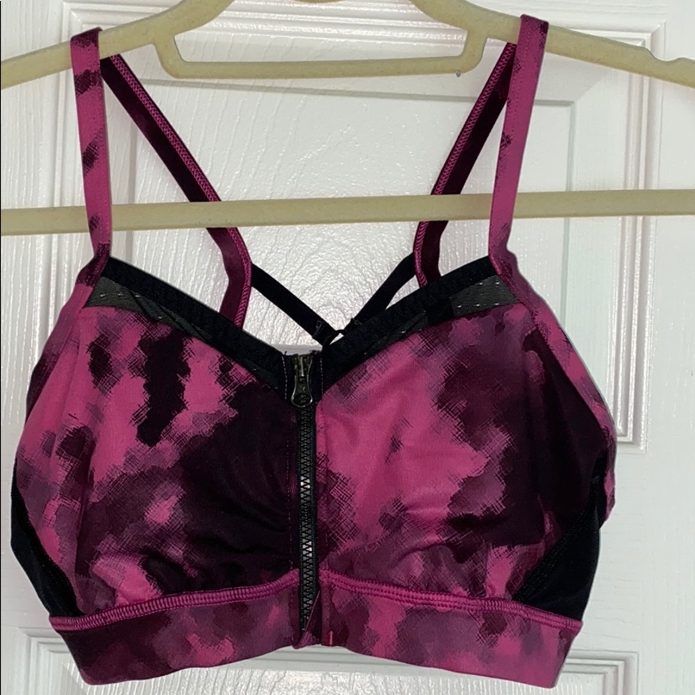 Pink and Black Lululemon zip up bra SIZE 6